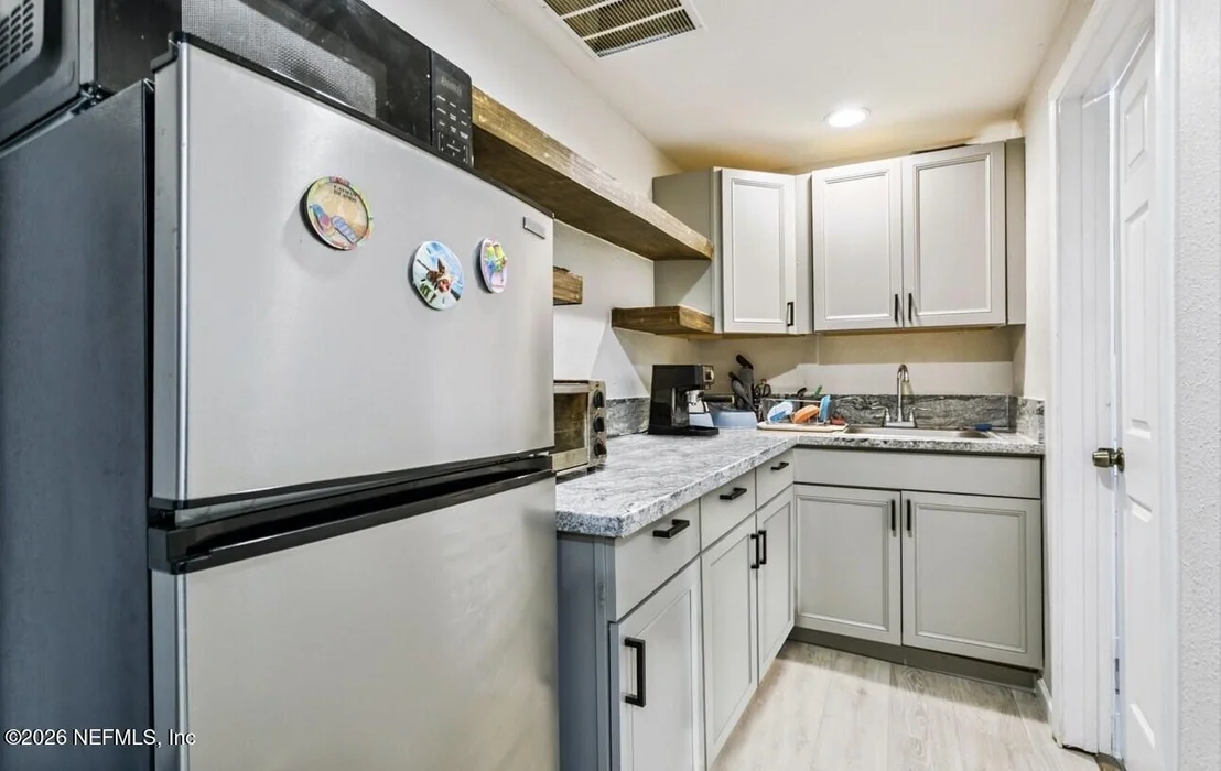 Photo of 4358 LONGFELLOW Street