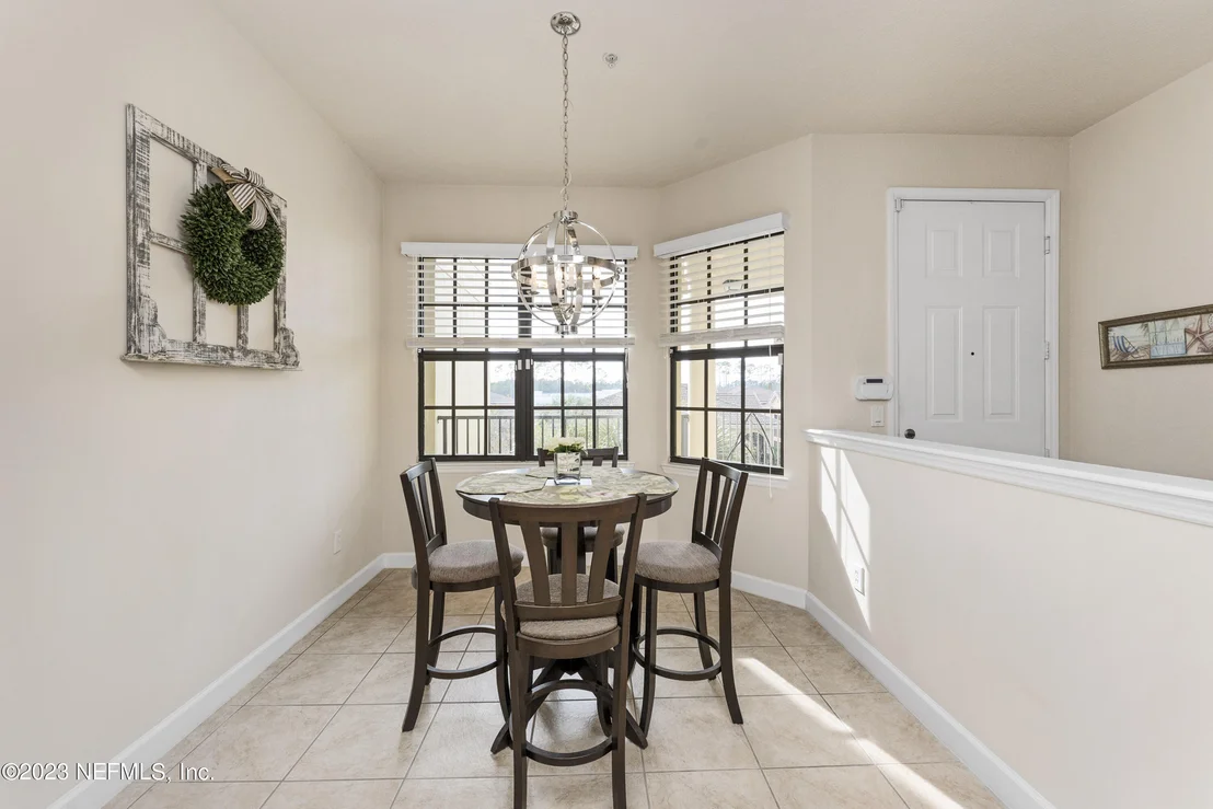Photo of Unit 303 at 220 PASEO TERRAZA