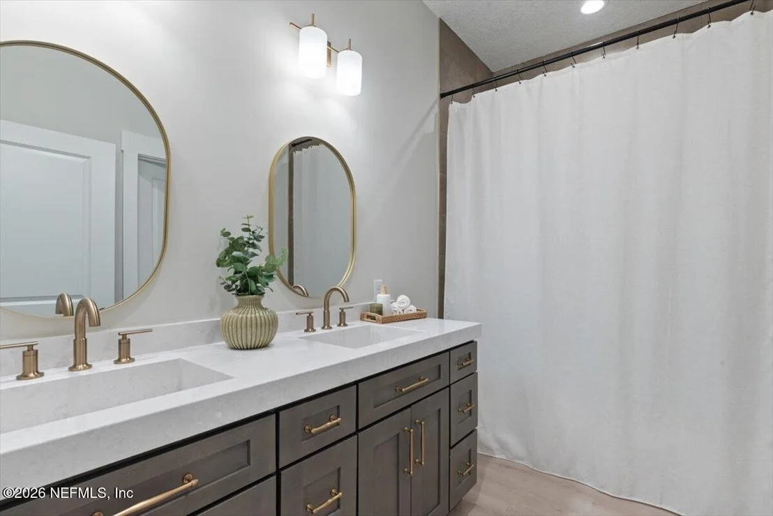 Photo of 3845 HARBOR Drive