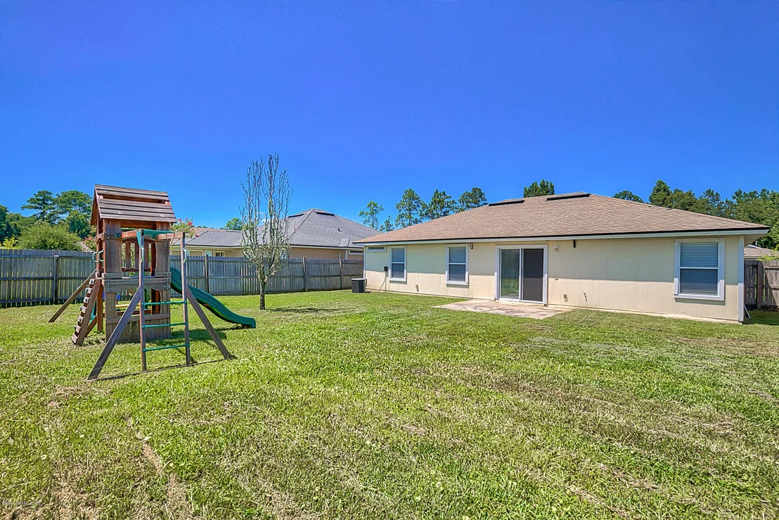 Photo of 45301 INGLEHAM Circle