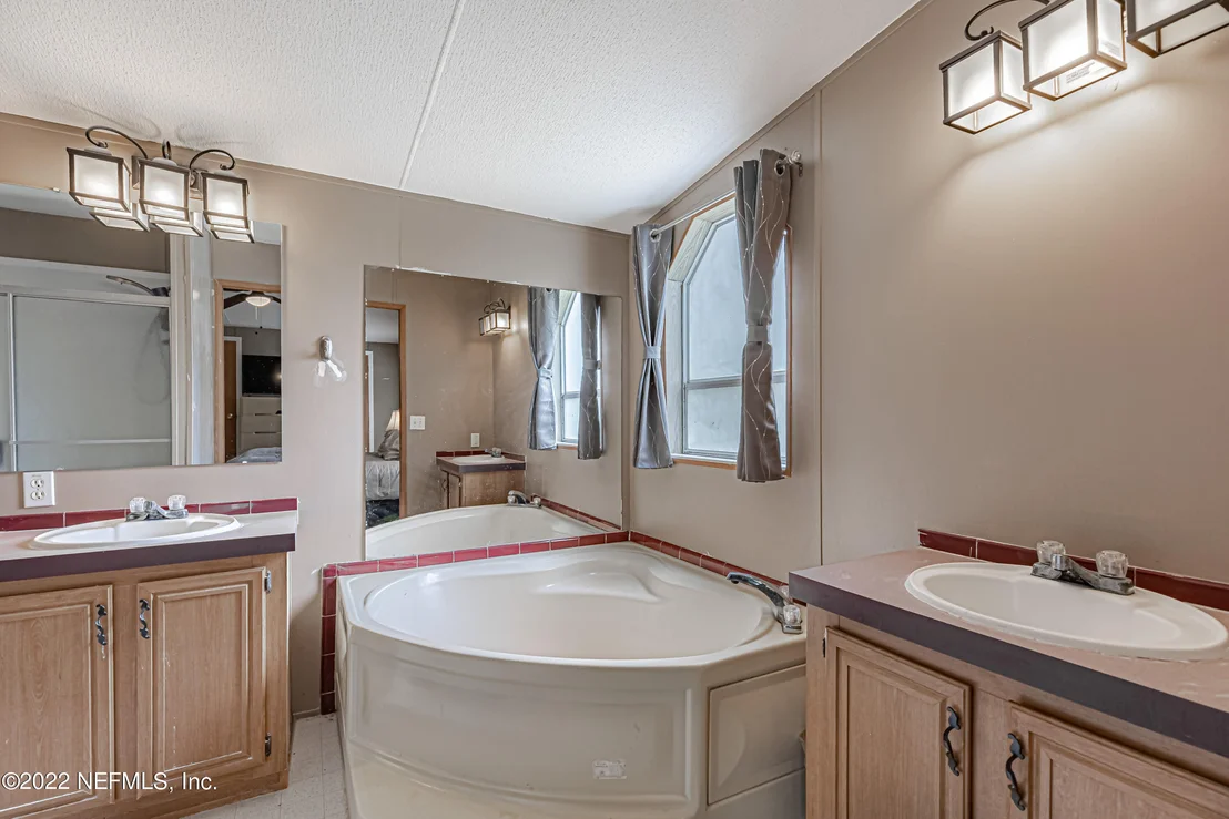 Photo of 28258 TRINITY Lane