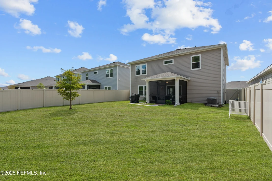 Photo of 9852 LOVAGE Lane