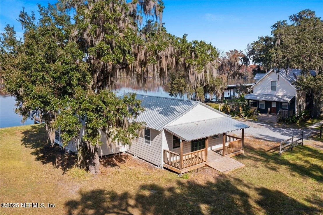 Photo of 13555 COUNTY ROAD 13 N
