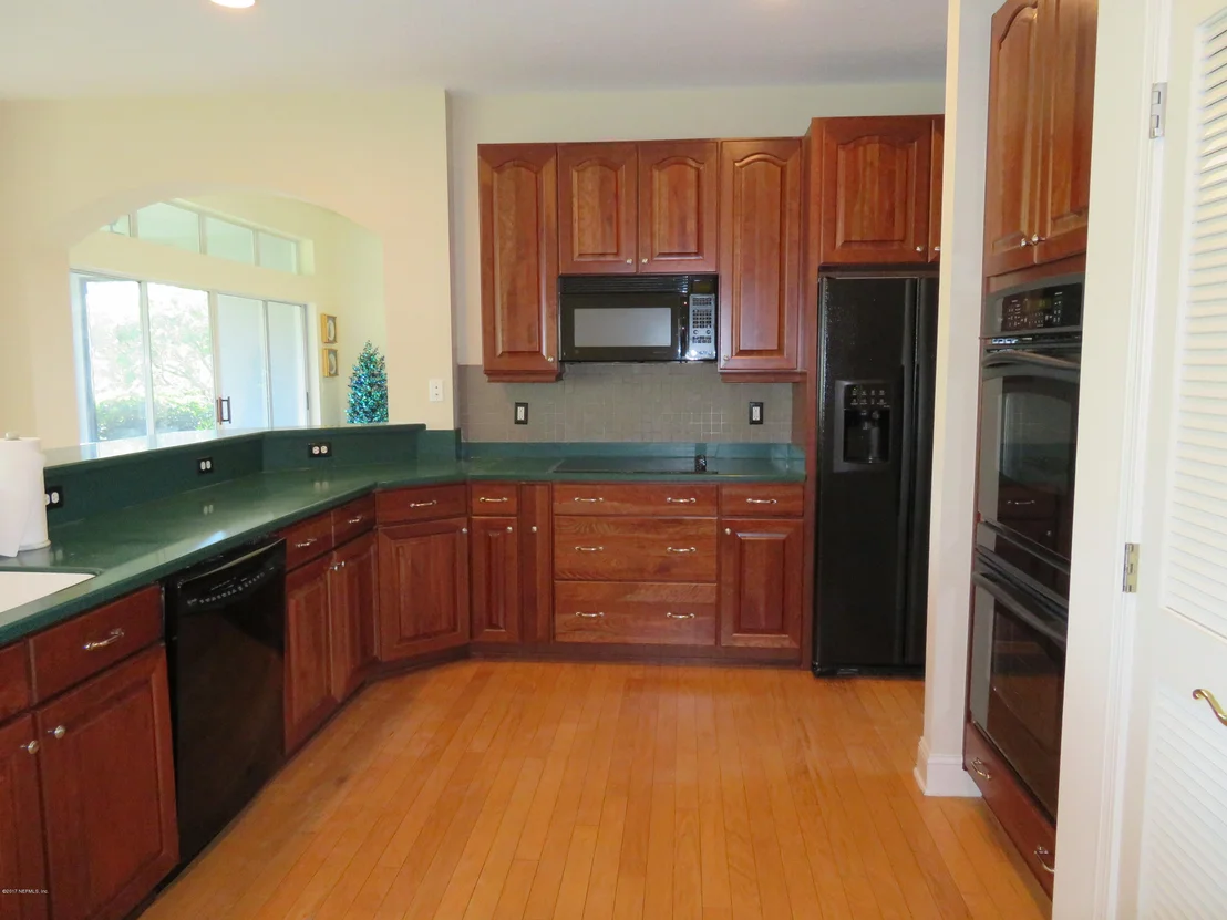 Photo of 2649 SENECA Drive