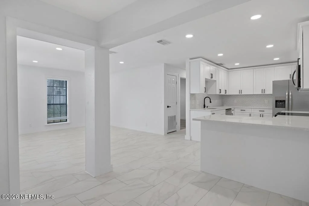 Photo of 6015 ROYAL ESTATES Place