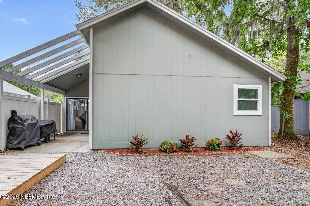 Photo of 1395 MUNSON COVE Drive