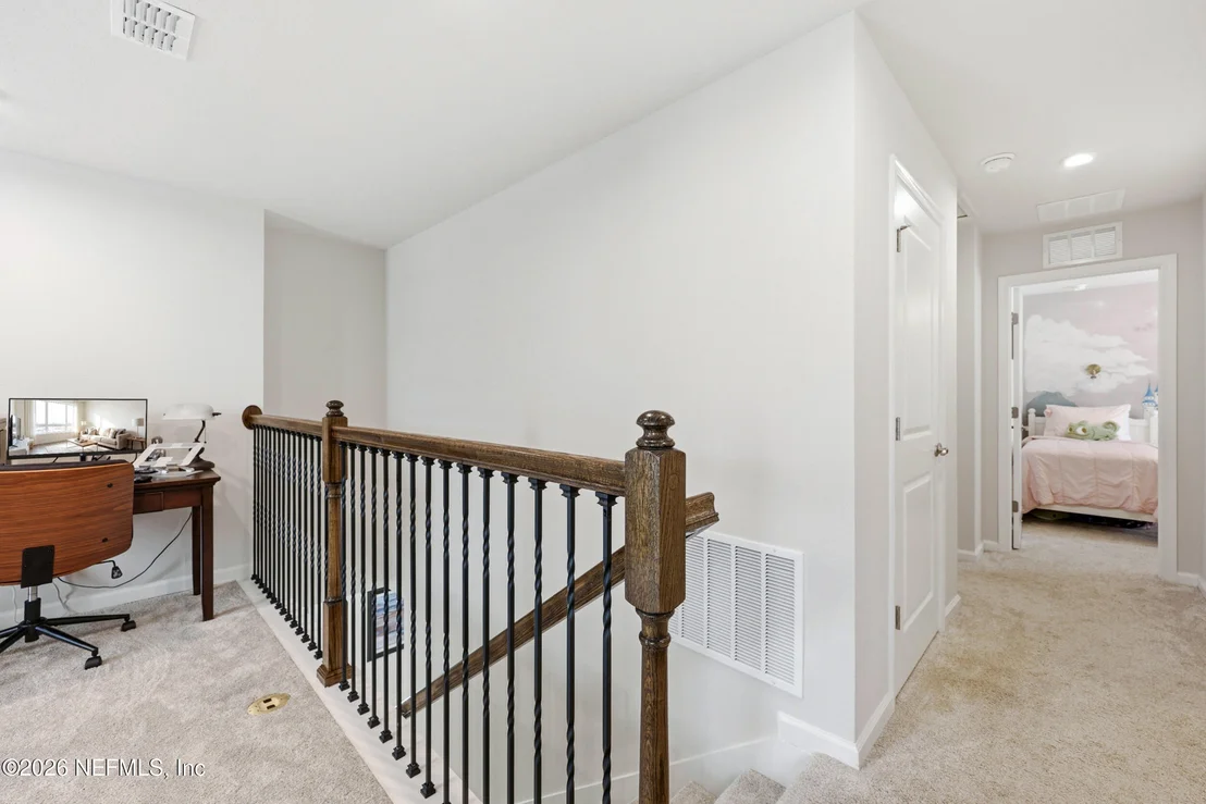 Photo of 253 TOWER Court