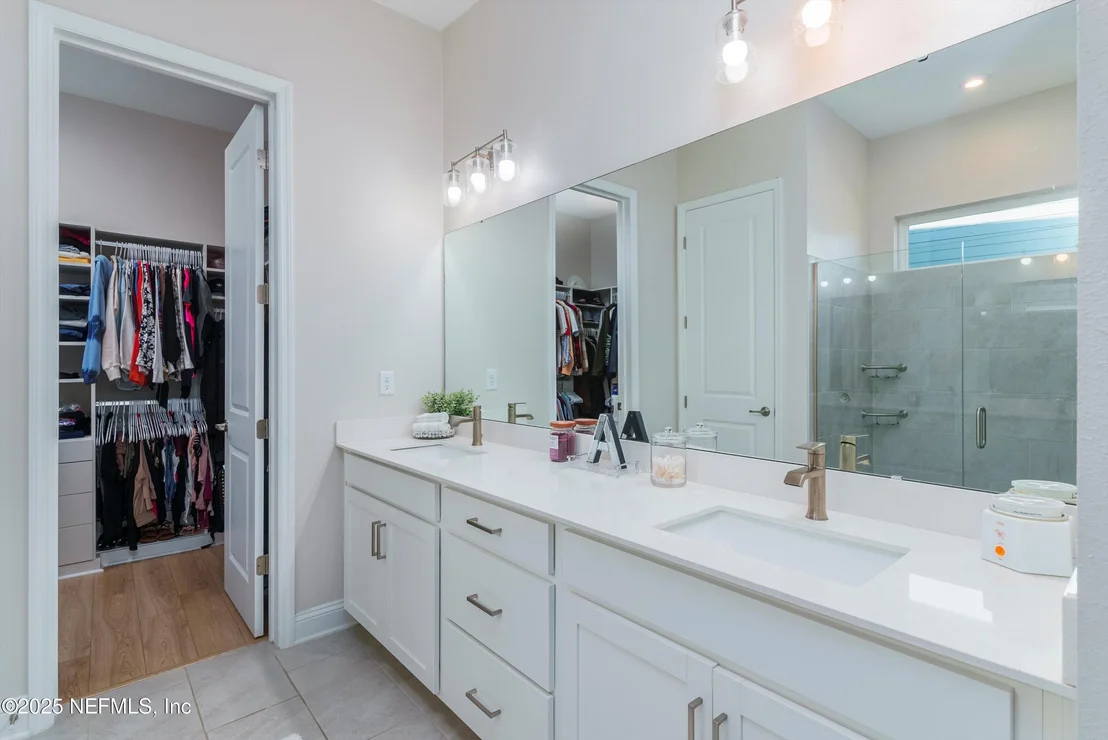 Photo of 231 SILKGRASS Place