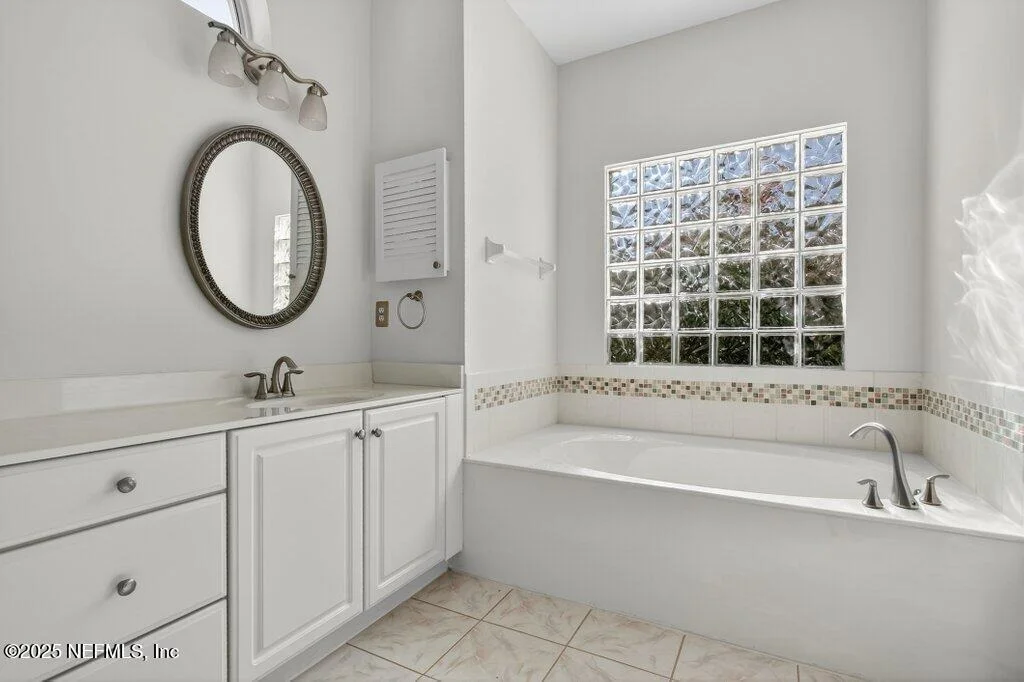 Photo of 388 LOLLY Lane