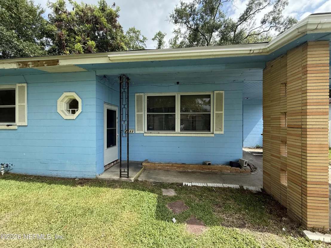 Photo of 6453 SOLANDRA Drive