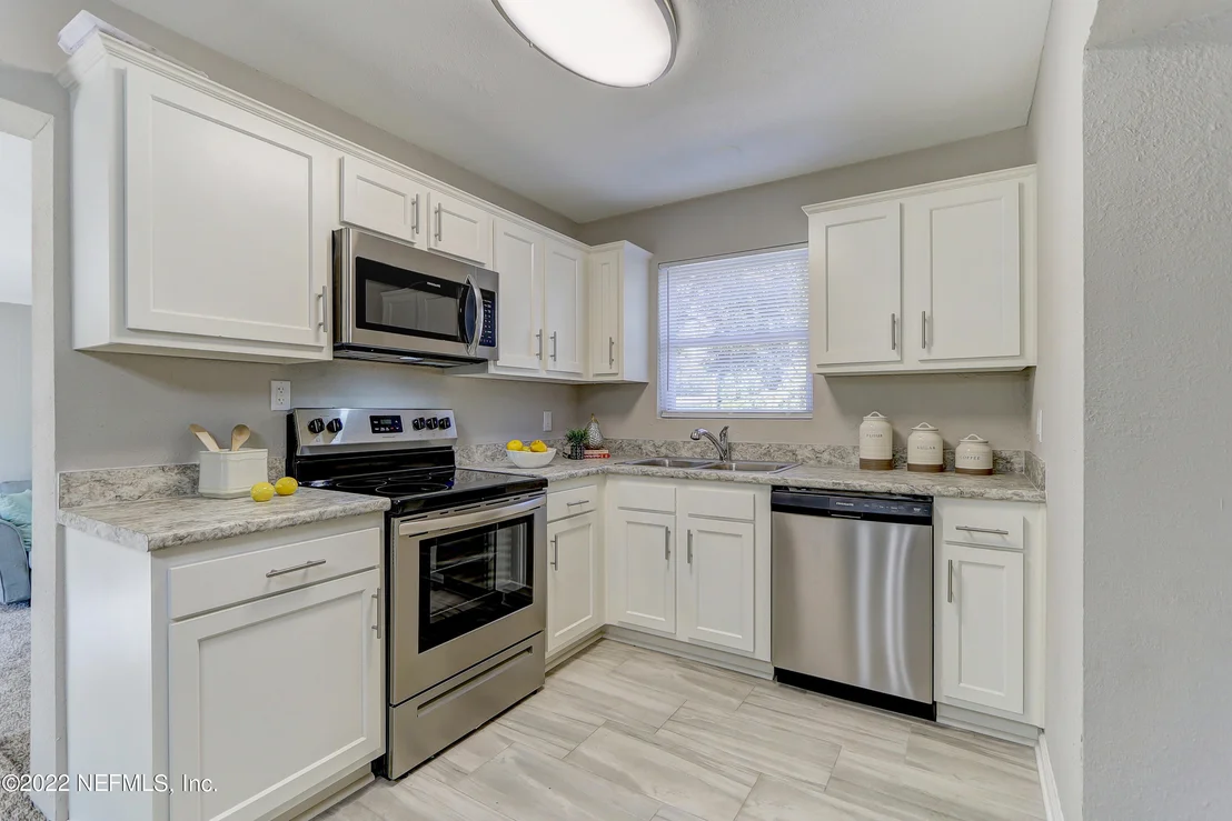 Photo of 7922 LORIENT Drive