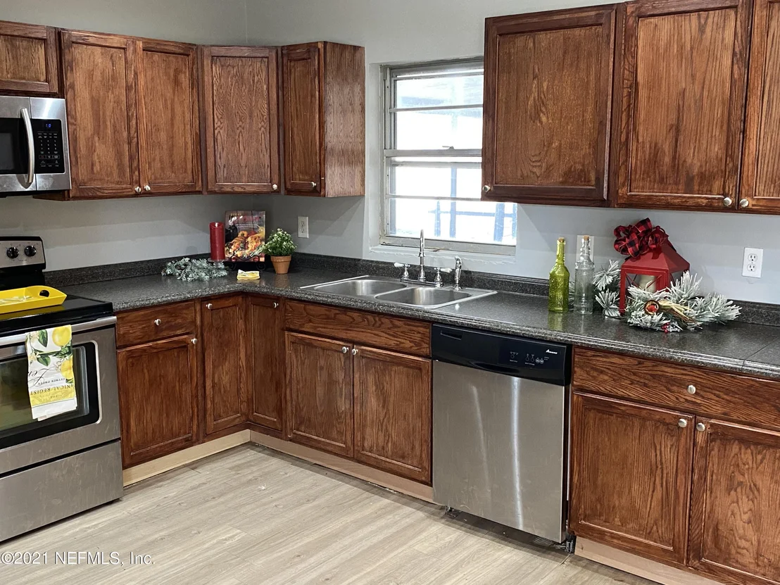 Photo of 6427 SIMCA Drive
