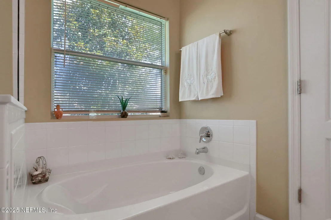 Photo of 4620 PINE LAKE Drive