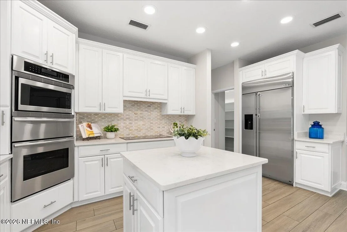 Photo of 13832 ADMIRALS BEND Drive