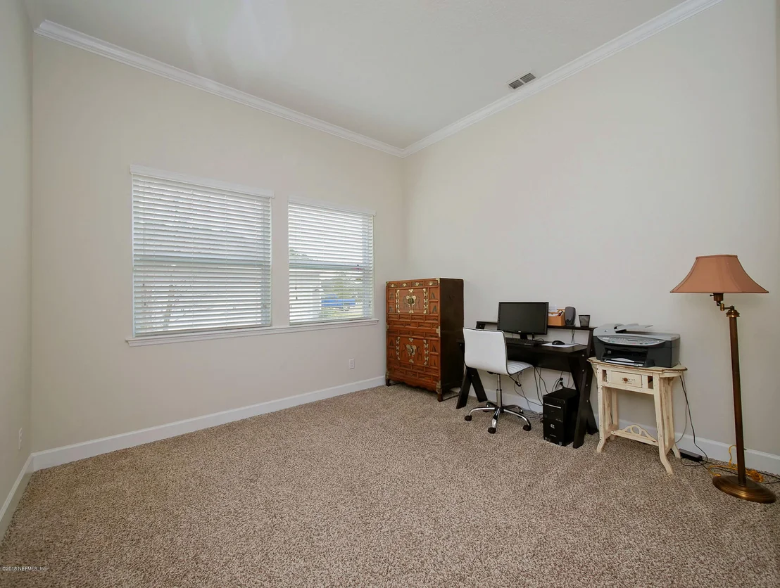 Photo of 453 EAGLE ROCK Drive