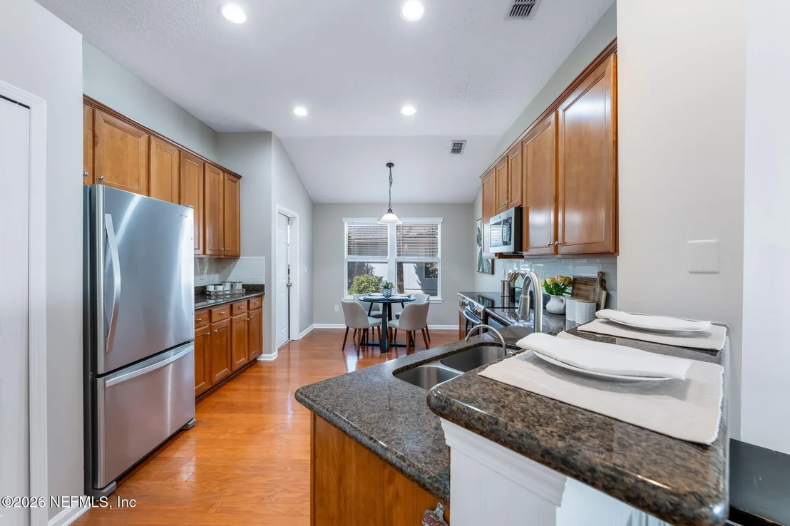 Photo of 464 JOHNS CREEK Parkway