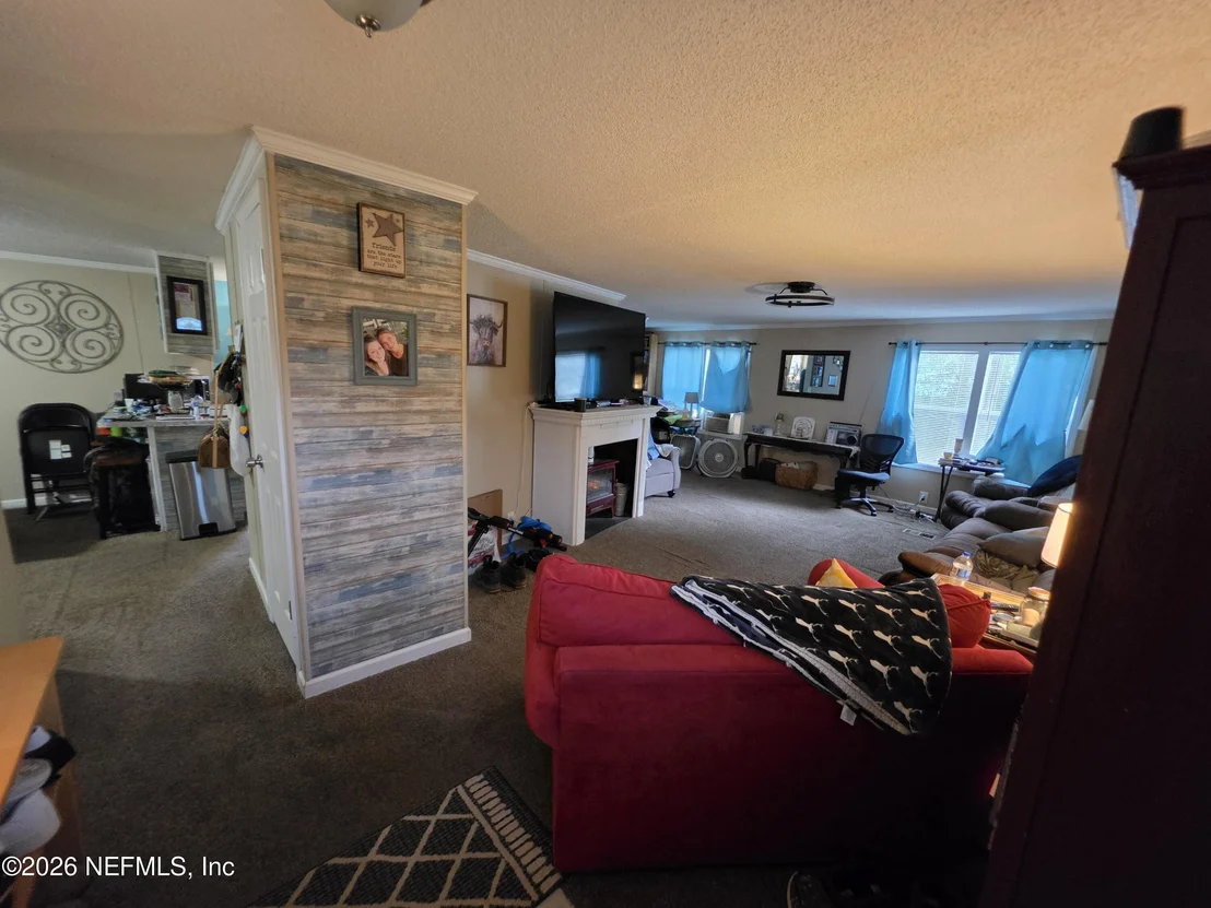 Photo of 5709 N TALL PINE Road
