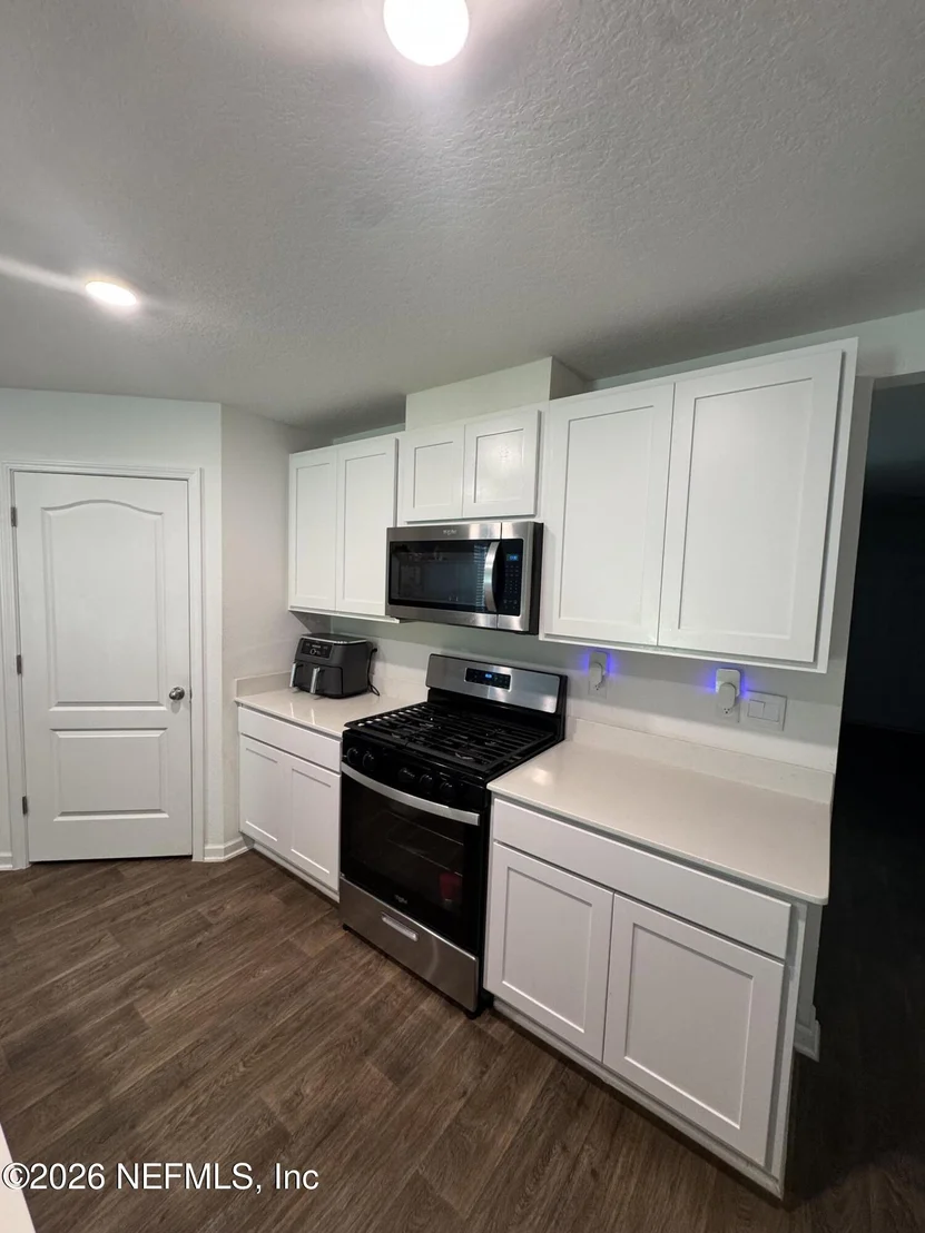 Photo of 407 ARDILA Circle