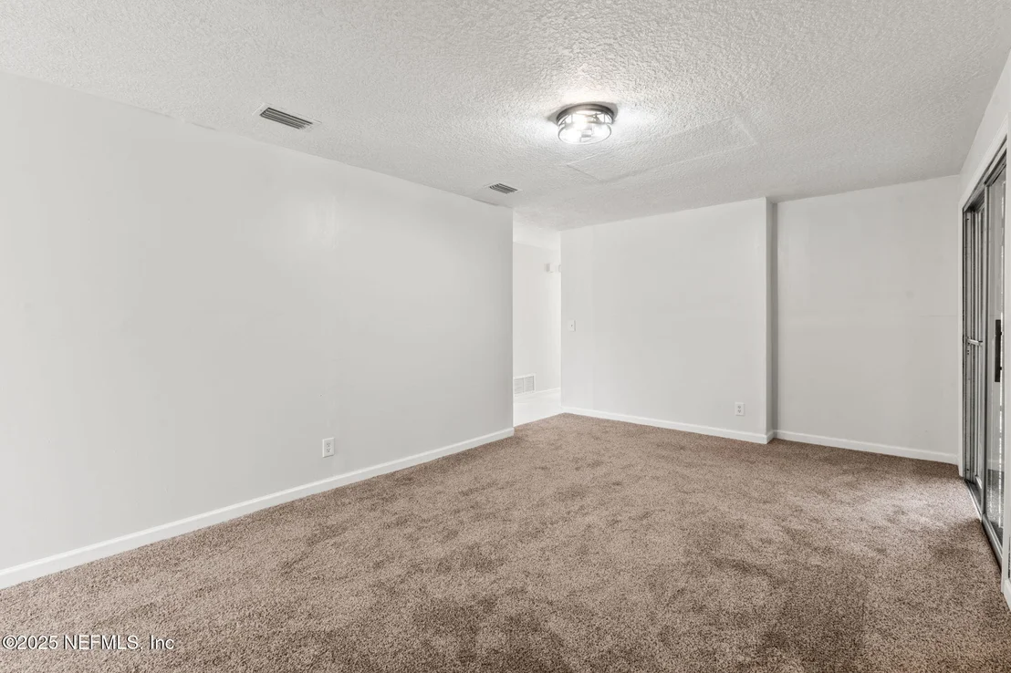 Photo of 432 NEPTUNE Road