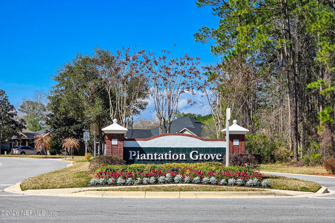 Photo of 2104 BLUFF VIEW Road