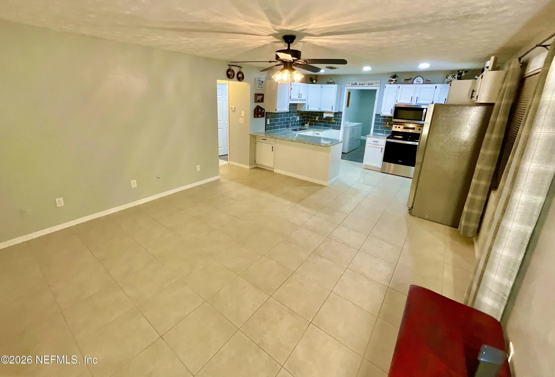 Photo of 468 SE 28TH Way