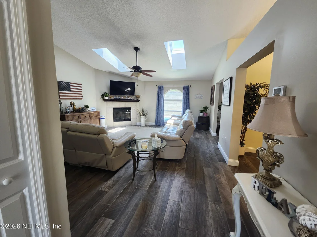 Photo of 380 TRADE WIND Lane