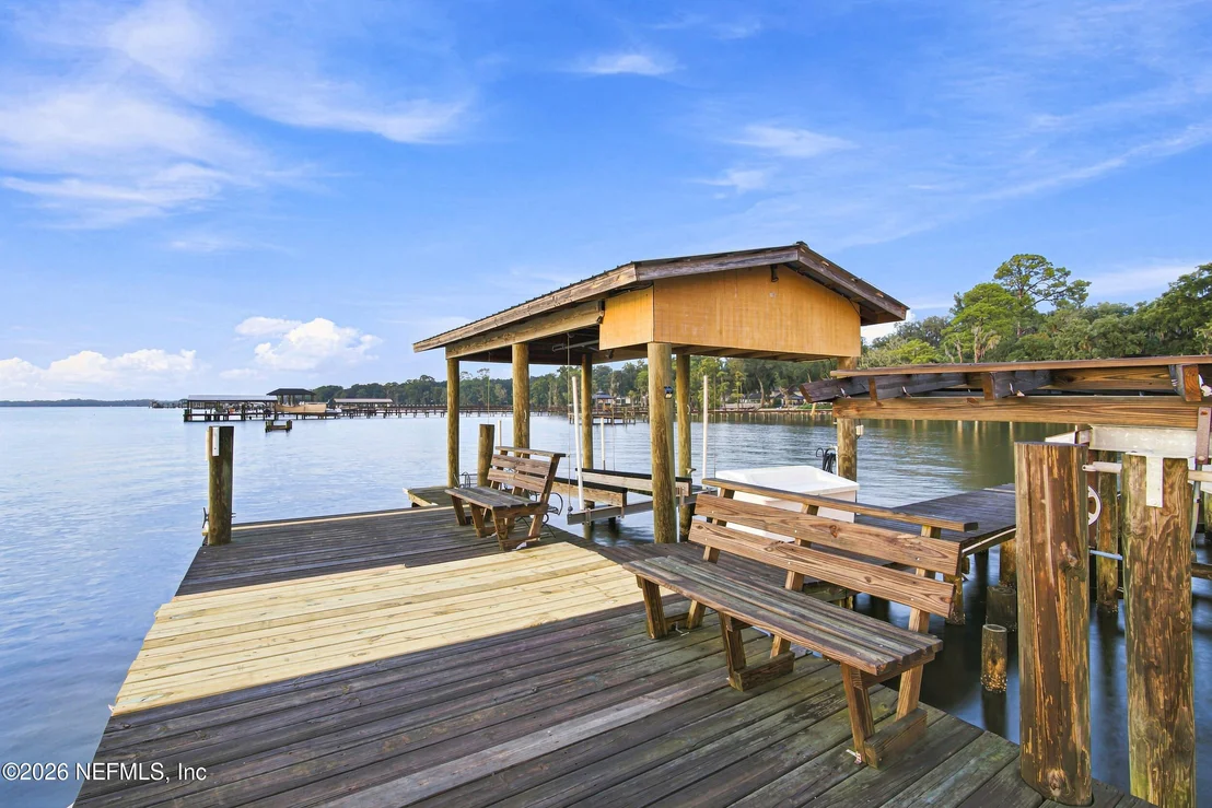 Photo of 120 RUSTIC OAKS Lane