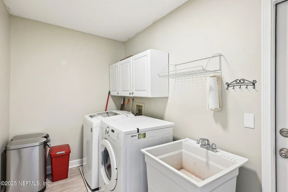 Photo of 10314 HEARTHSIDE Drive