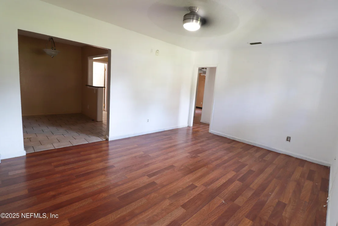 Photo of 3390 SHERIDAN Road