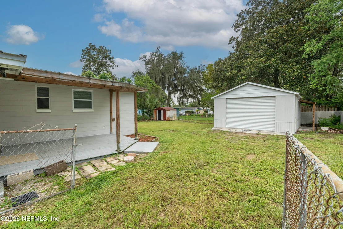 Photo of 215 HILLTOP Drive