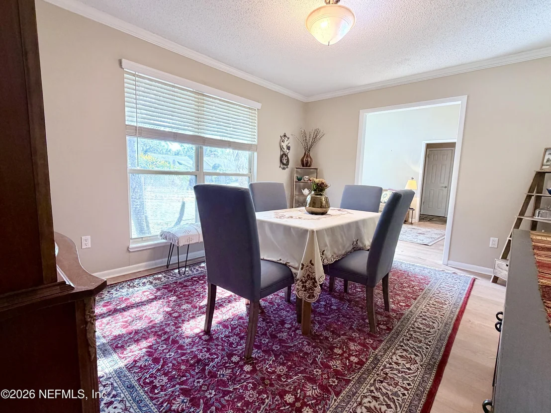 Photo of 2857 BEAUCLERC Road