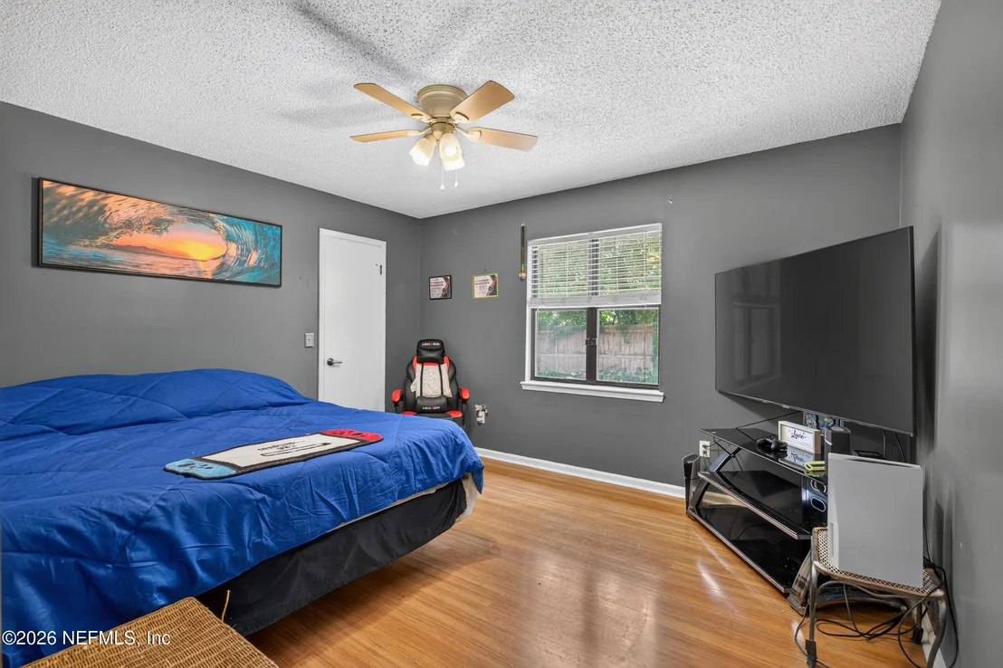Photo of 8005 FLEUR DE LIS Drive