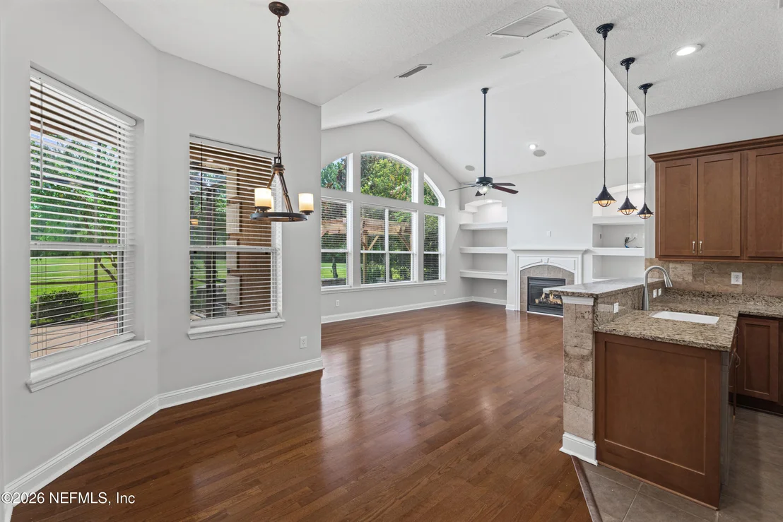 Photo of 1427 EAGLE CROSSING Drive