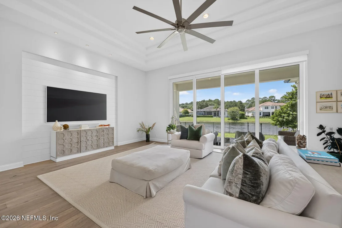 Photo of 5244 COMMISSIONERS Drive