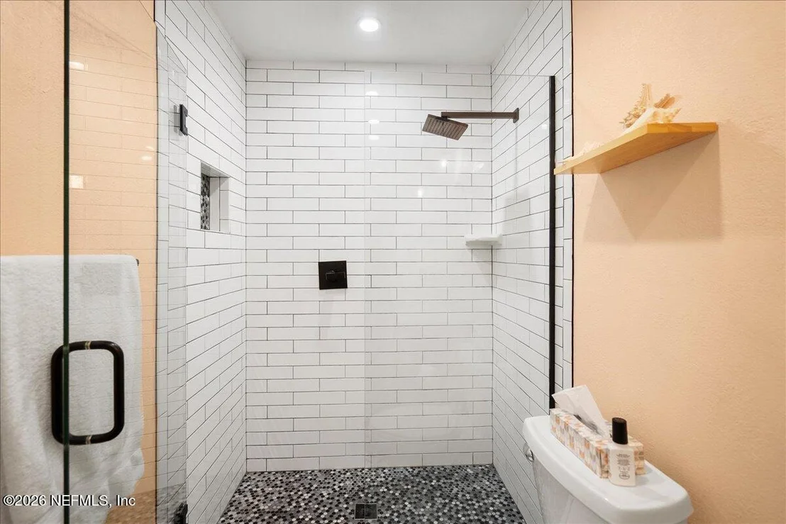 Photo of 155 HAWTHORNE Road