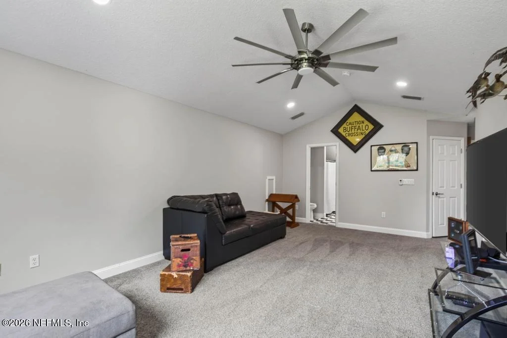 Photo of 516 WETHERBY Lane