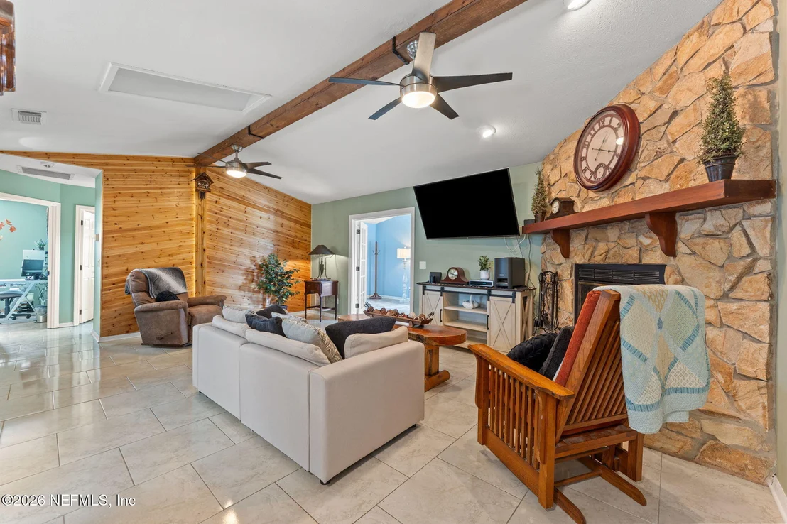 Photo of 178 SEGOVIA Road