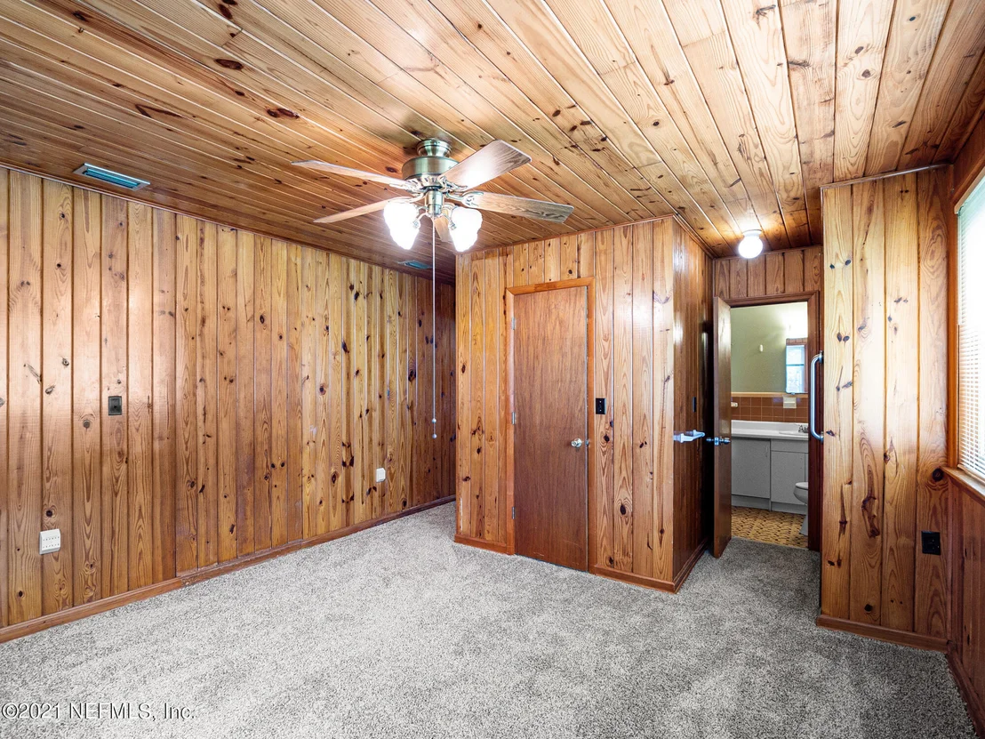 Photo of 9738 DOOLITTLE Road