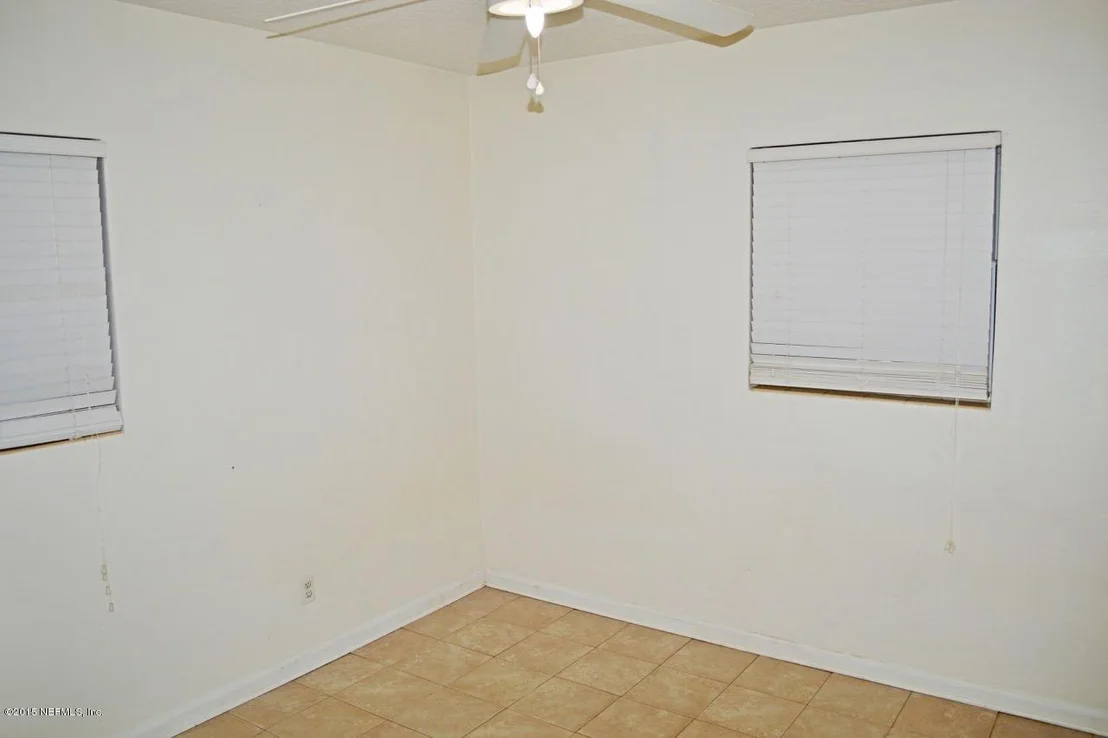 Photo of 728 PALM TREE Road