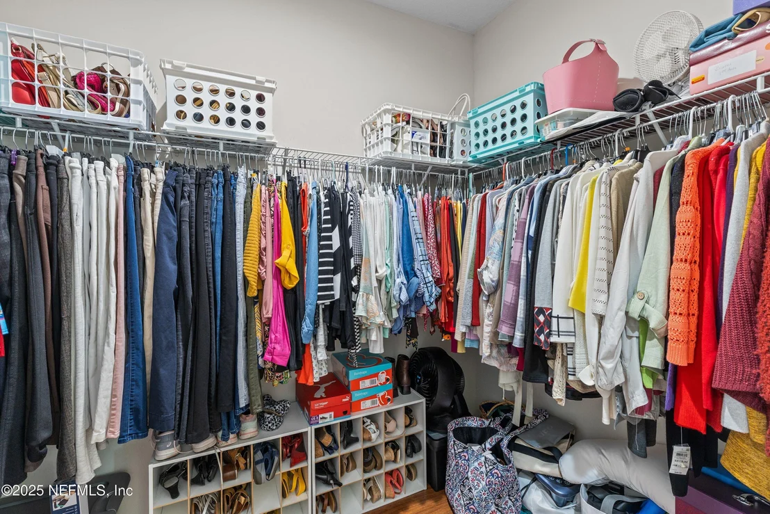 Photo of 9662 RED SQUIRREL Lane