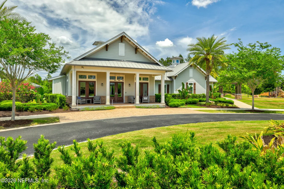 Photo of 383 PINE HAVEN Drive