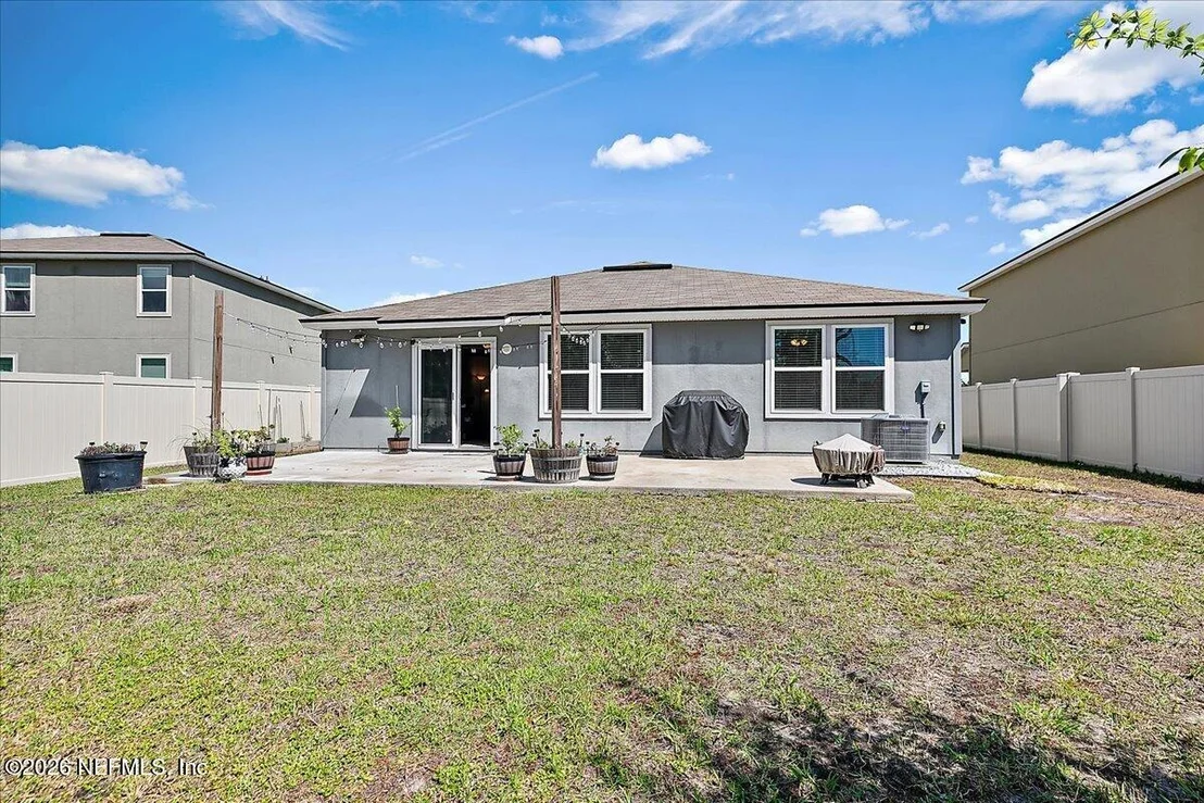 Photo of 65394 RIVER GLEN Parkway