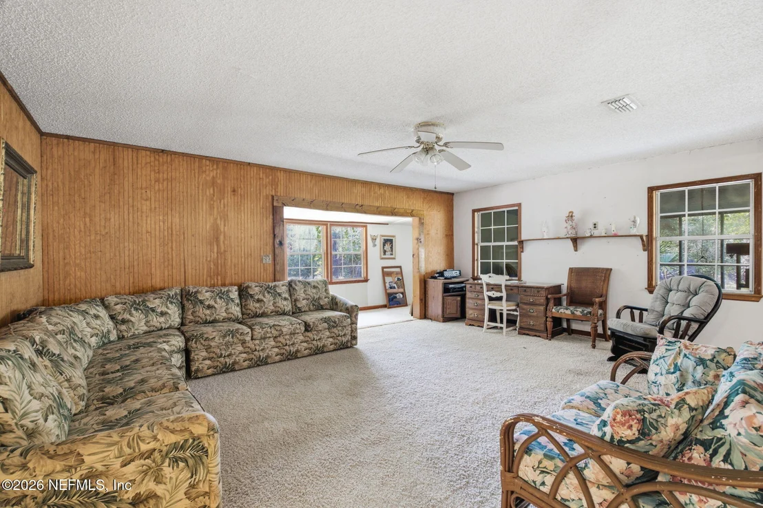 Photo of 48565 CRAWFORD Lane