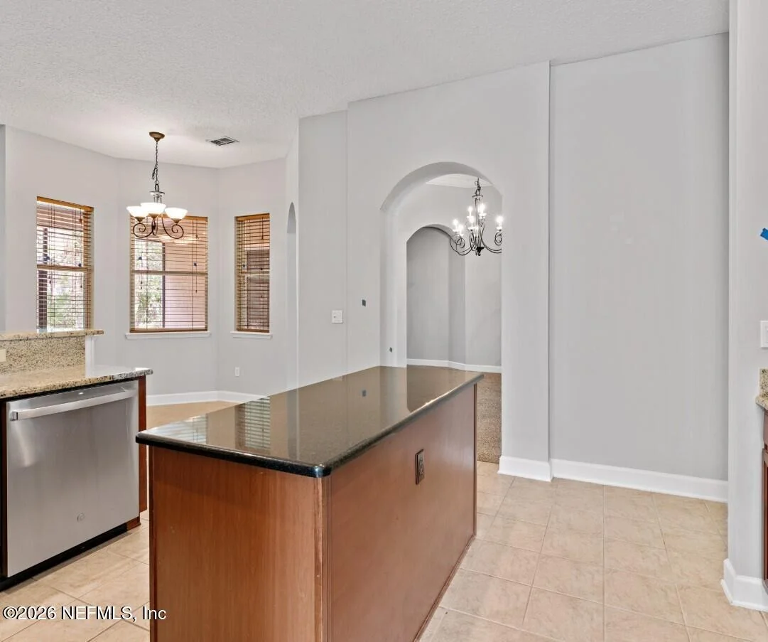 Photo of 153 OAK COMMON Avenue