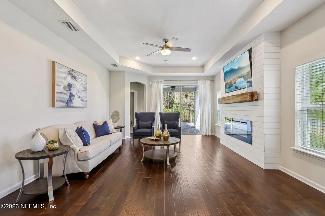 Photo of 186 CONCAVE Lane