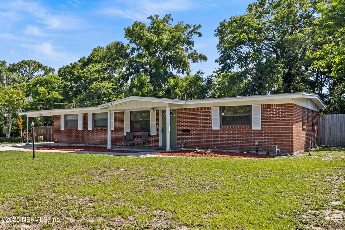 Photo of 4003 MEEK Drive S