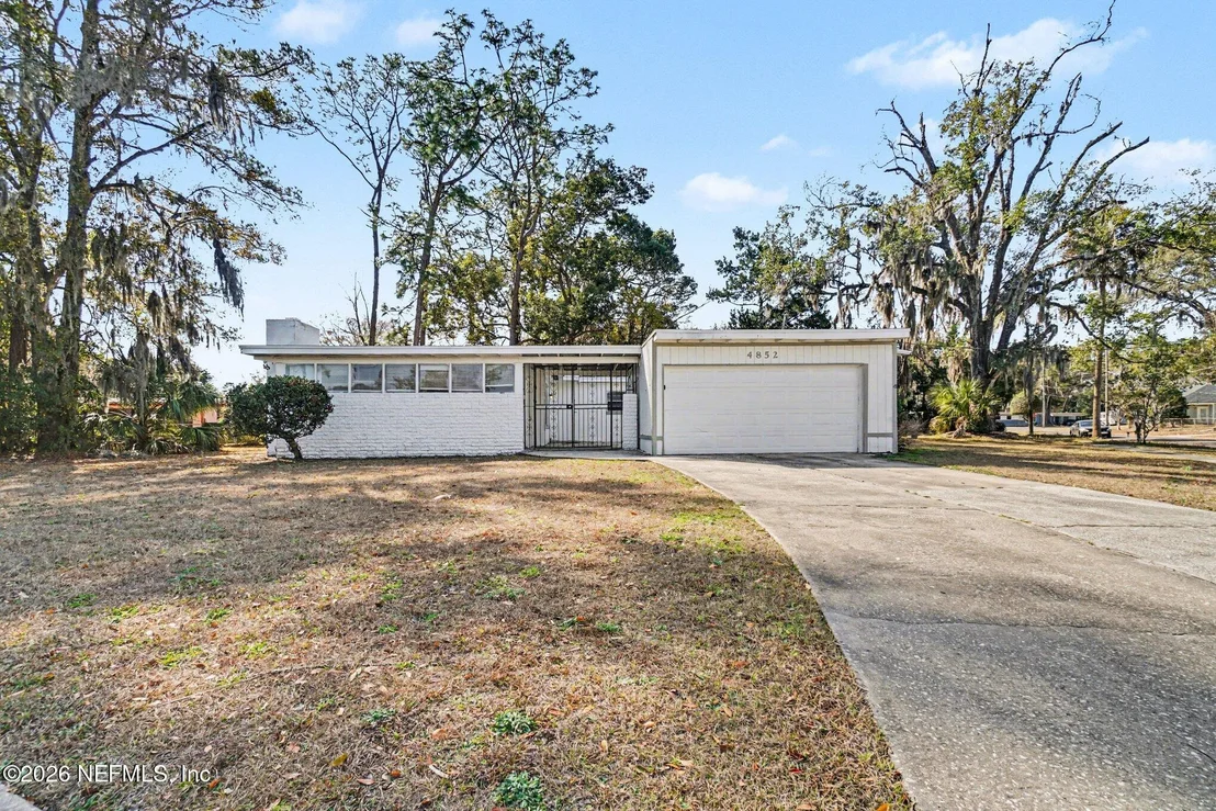 Photo of 4852 HATTERAS Road