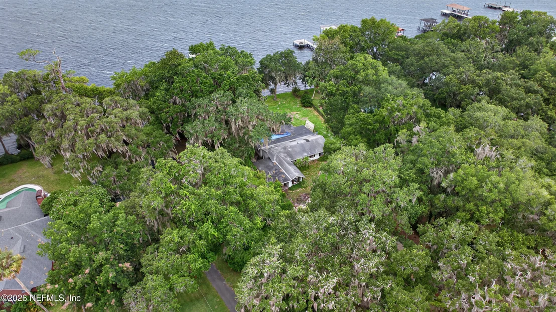 Photo of 7905 COLEE COVE Road