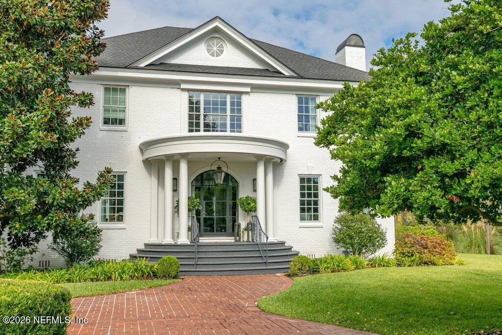 Photo of 4626 RIVER POINT Road W