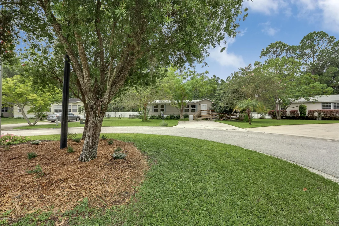 Photo of 277 VINTAGE OAK Circle